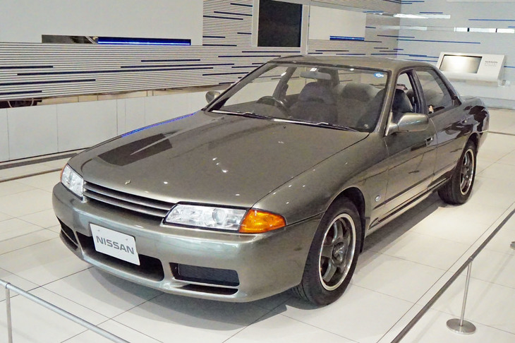 新型「デイズ」とは関係のないクルマも展示されていたので、こちらもご紹介。1993年発売の「スカイライン オーテックバージョン」。