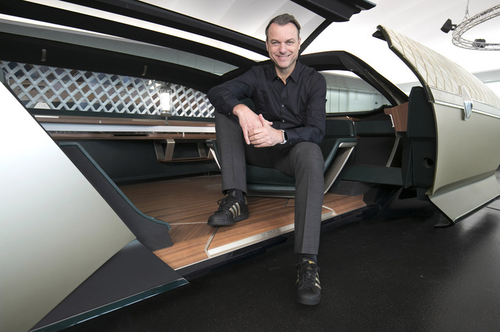 ルノーのデザイン部門を統括する、ローレンス・ヴァン・デン・アッカー氏。