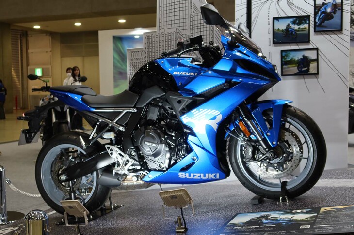 スズキGSX-8R