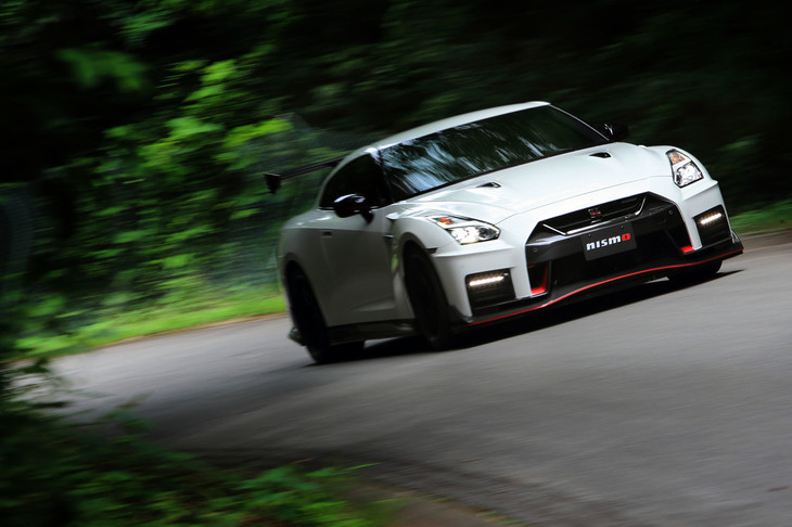 日産GT-R NISMO NアタックパッケージAキット装着車