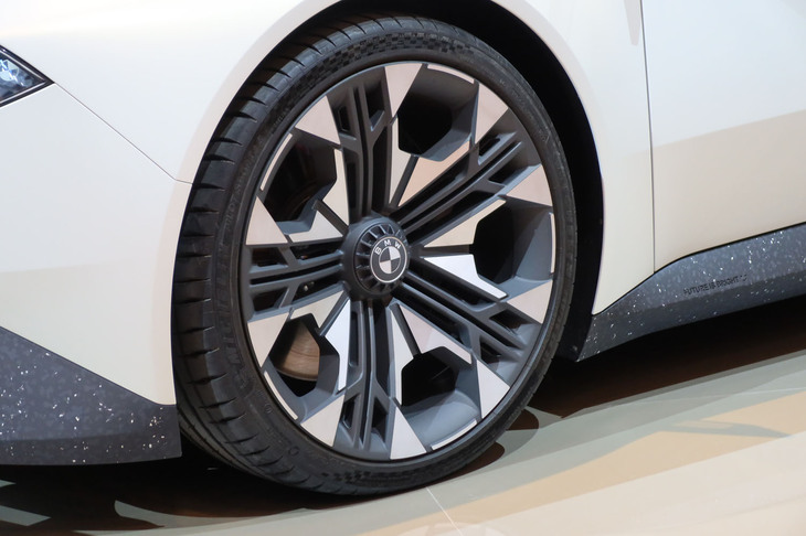 BMWビジョン ノイエクラッセ