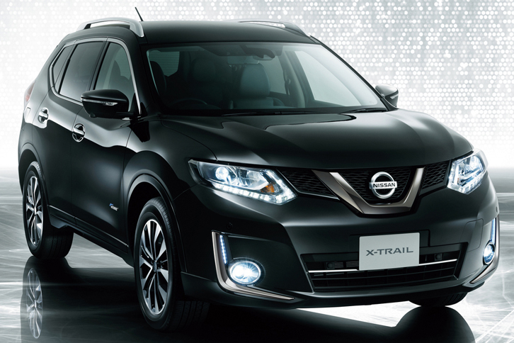 「日産エクストレイル モード・プレミア“AUTECH 30th Anniversary”」