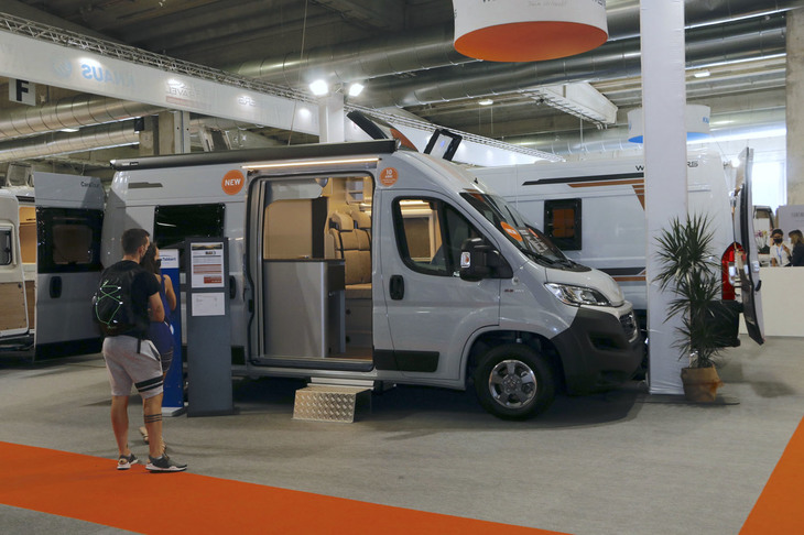 ドイツのキャンピングカー製造業者にも、「ドゥカート」をベースにしたモデルが少なくない。