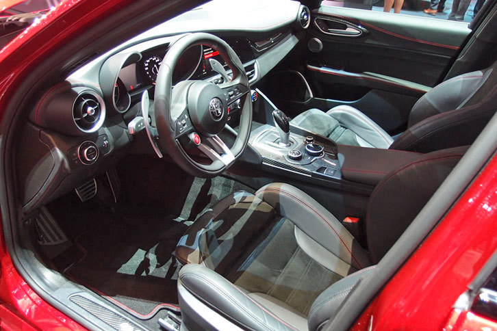 アルファロメオ・ジュリア