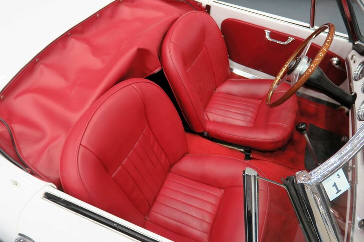 アルファ・ロメオ・ジュリエッタ スパイダー（1961年／AUTO ALPHA ONE）