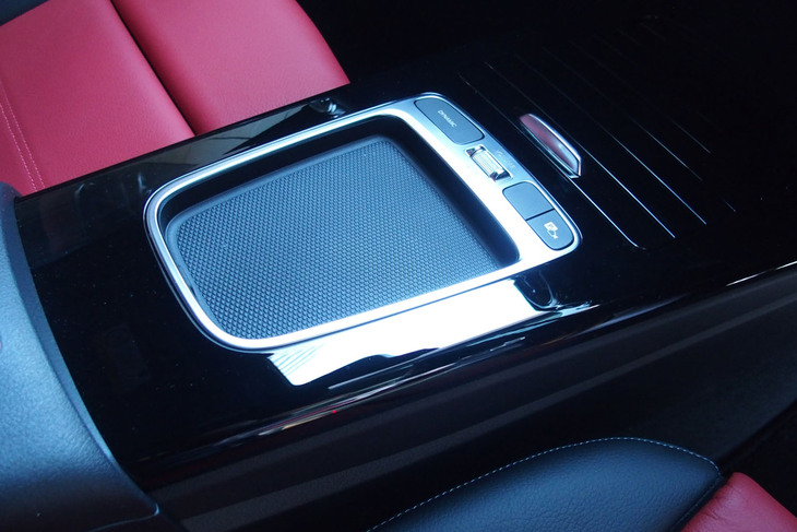 メルセデス・ベンツA200d（センターコンソール）