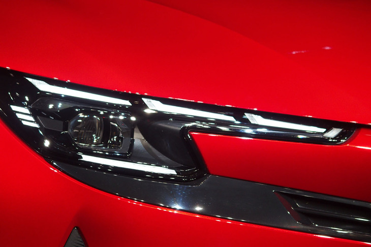 アルファ・ロメオ・ジュニア（ヘッドランプ）