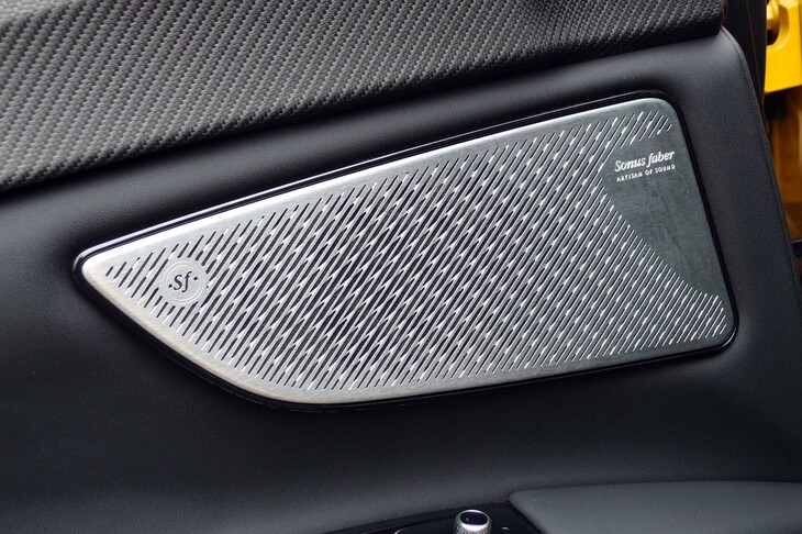 マセラティ・グレカーレ（ソナス・ファベールのスピーカー）