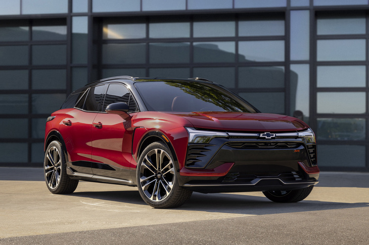 「ホンダ・プロローグ」のGM版となるシボレーの電動SUV「ブレイザーEV」。「アルティウム」バッテリーを搭載し、フル充電での走行距離は320マイル（約515km）を誇る。10分の充電で78マイル（約110km）の走行距離が確保できるという。