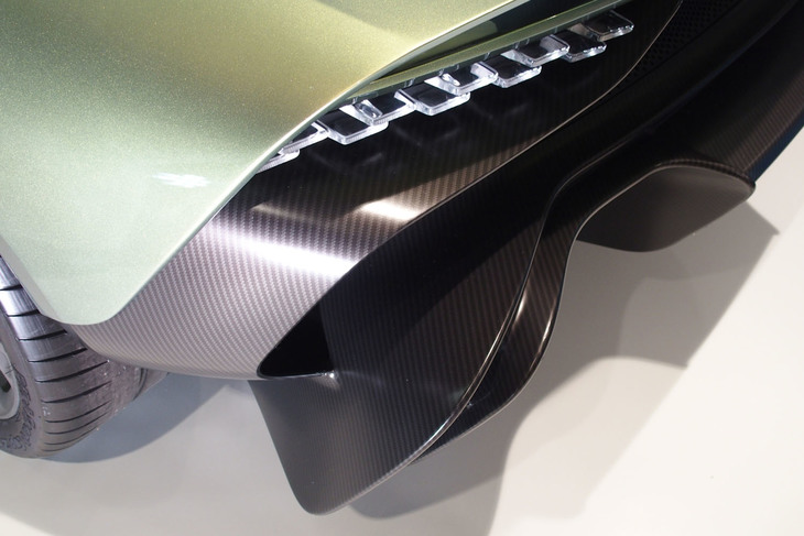 アストンマーティン・ヴァルハラ（リアディフューザー）