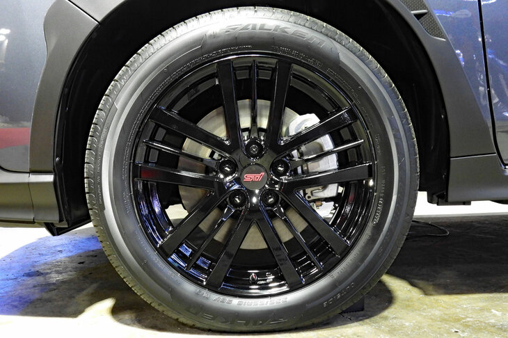 スバル・クロストレック ストロングハイブリッドSTIパフォーマンス