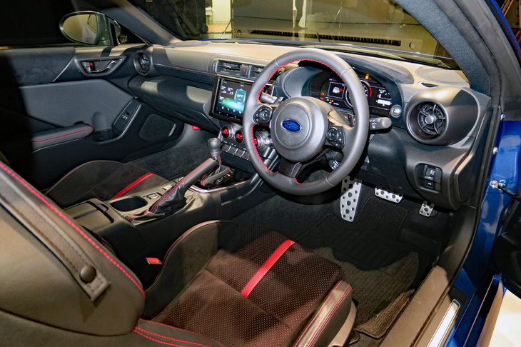 スバルBRZ（インストゥルメントパネルまわり）