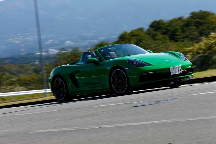 ポルシェ718ボクスターGTS 4.0