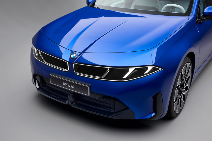 シンプルな方向へ振った新型「BMW i3」のフロントデザインは、かなりチャレンジングといえるだろう。