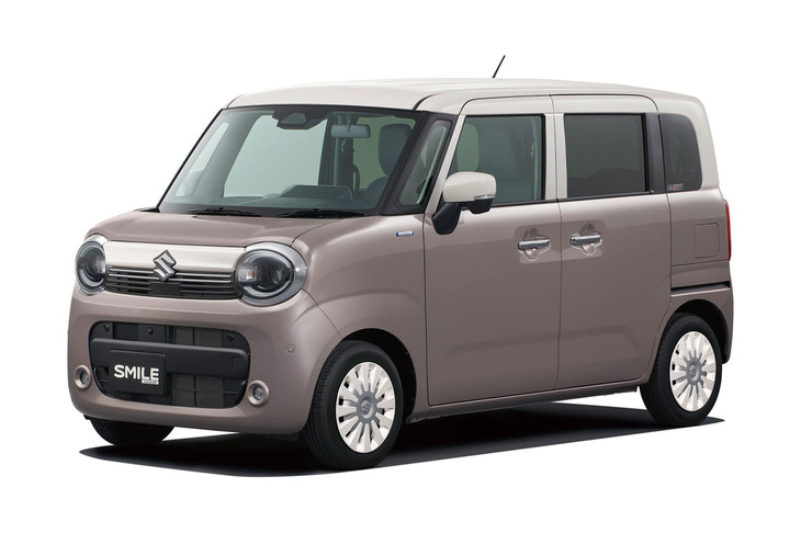 「トープグレージュメタリック」とソフトベージュのツートン。