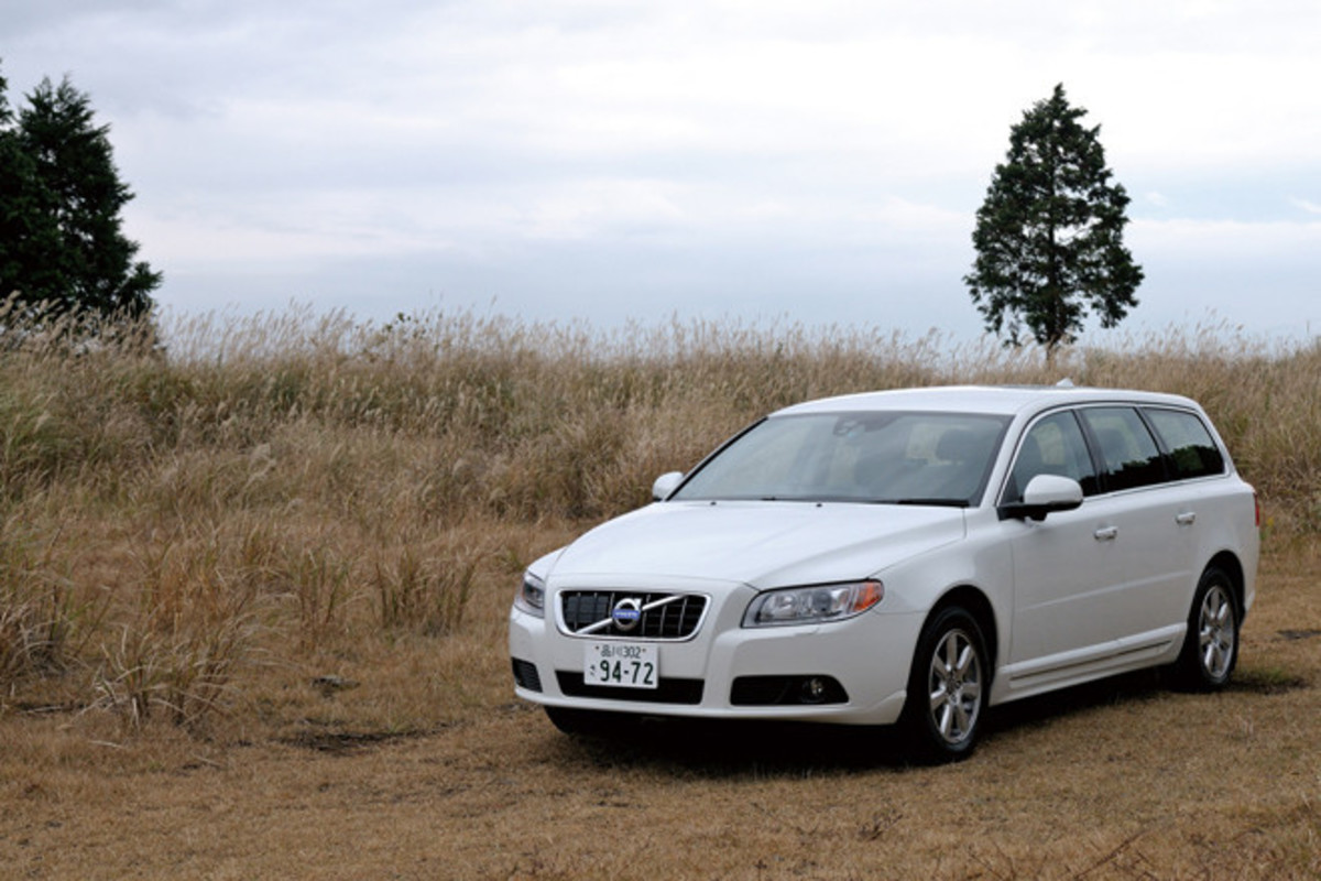 ボルボ　V70 ボルボV70ノルディック（FF/6AT）【試乗記】 “安全性”の意味 - webCG