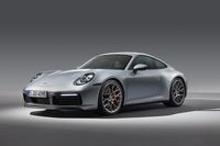 空冷時代のモデルへのオマージュを盛り込んだという新型「ポルシェ911」。過去のモデルを振り返りながら、その詳細についていち早くリポートします。（photo：菊池貴之）