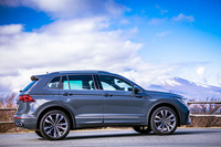 「ティグアンTSI 4MOTION Rライン」のボディーサイズは全長×全幅×全高＝4520×1860×1675mm、ホイールベース＝2675mm。車重はFF車の「TSI Rライン」に比べ200kg重い1720kgと発表されている。