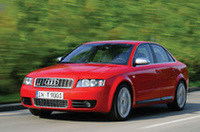 アウディ新型「S4」シリーズを発売