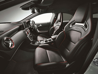 メルセデスAMG A45に個性が際立つ特別限定車の画像