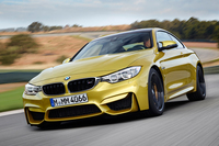 「BMW M4クーペ」
    