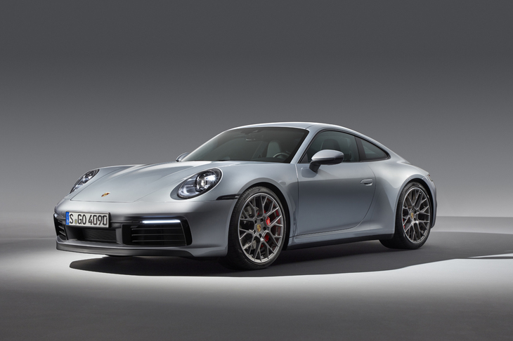 空冷時代のモデルへのオマージュを盛り込んだという新型「ポルシェ911」。過去のモデルを振り返りながら、その詳細についていち早くリポートします。（photo：菊池貴之）