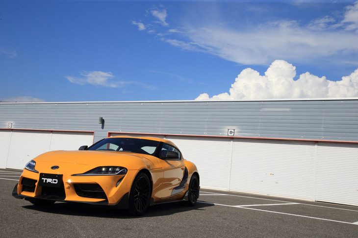 トヨタ・スープラSZ-R TRD用品装着車