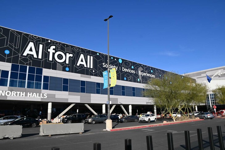 メイン会場となるTech EastのNorth Hallには、大きく「AI for All」の文字が躍っていた。