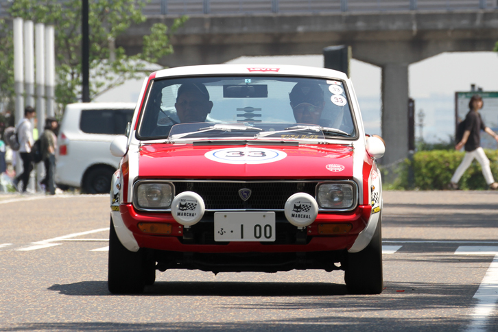 スパ・フランコルシャン24時間の出走車風に装った1970年「マツダ・ファミリアプレスト ロータリークーペ」。