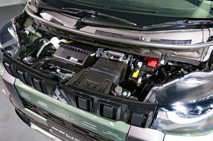 三菱デリカミニTプレミアム（0.66リッター直3ターボエンジン）