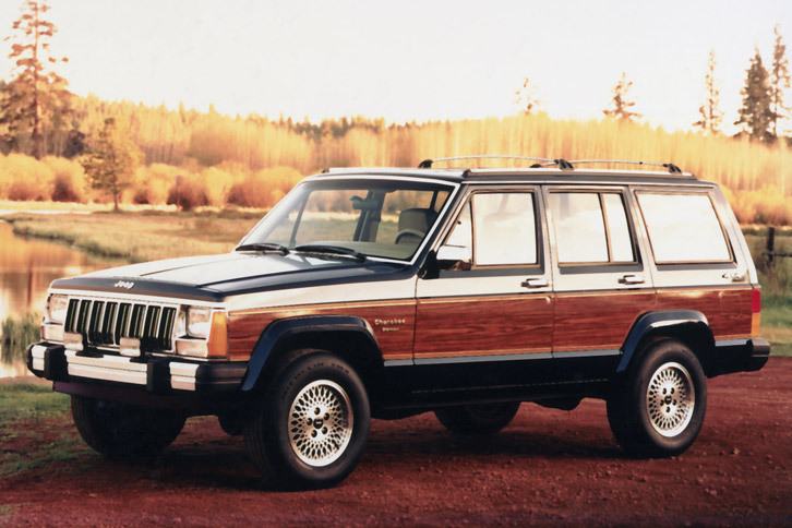 日本でも大フィーバーした「ジープ・チェロキー」。「シボレー・アストロ」ともども、よく街で見かけたものである。