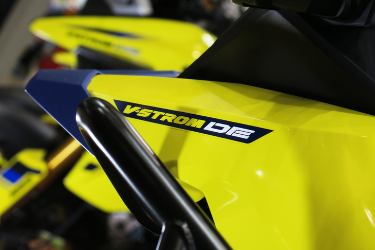 スズキVストローム800DE