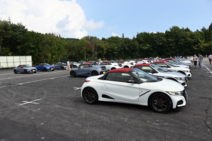 トークショーでもこだわりが語られた「S660モデューロX」。この日、最も参加台数が多かったモデルで。全体の半数以上を占めていた。