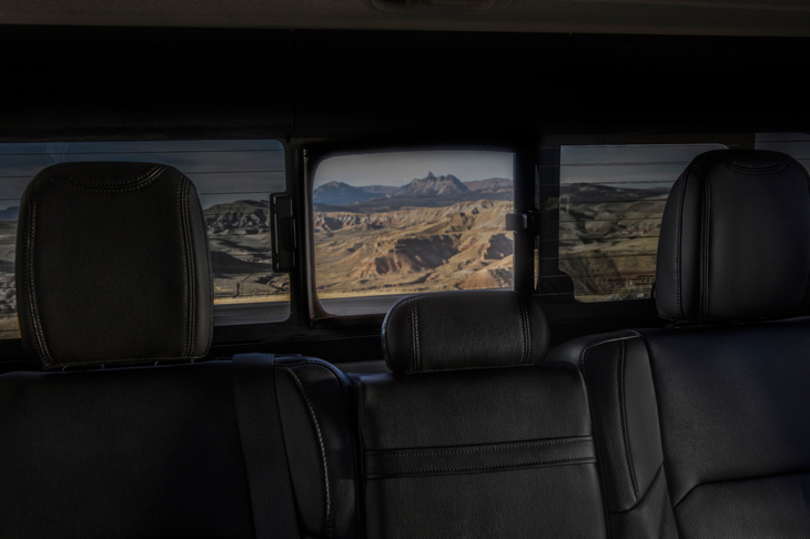 ジープ・グラディエーター（リアウィンドウ）