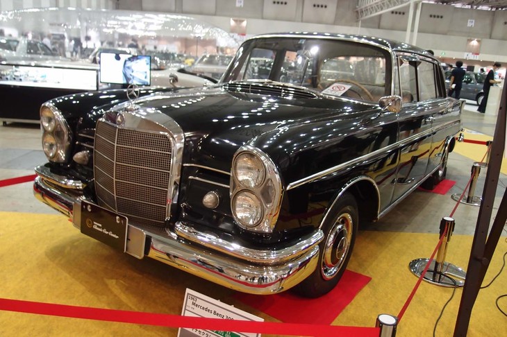 メルセデス・ベンツ300SEラング（1963年）／ヤナセ クラシックカー センター