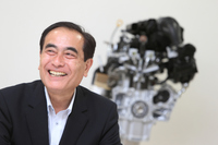 “生活の足”としての軽自動車の重要性を語る南出氏。高齢者を含め、さまざまなドライバーが運転する軽自動車だからこそ、予防安全装備や運転支援システムの投入が、今後は重要となるのだ。