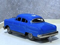 テールフィンの萌芽（ほうが）が見られるが、それがまだ魔物と化す前のデザインである。