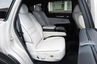 マツダが3列シートのクロスオーバーモデル「CX-8」を改良　全方位的にアップデートの画像