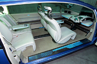 【スペック】
	全長×全幅×全高＝4355×1820×1495mm／ホイールベース＝3100mm／トヨタFCスタック／4輪インホイールモーター（25kW、110Nm×4輪）／4WD
	 