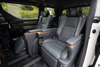 第104回：トヨタ・ヴェルファイア ハイブリッド エグゼクティブラウンジ（前編）の画像