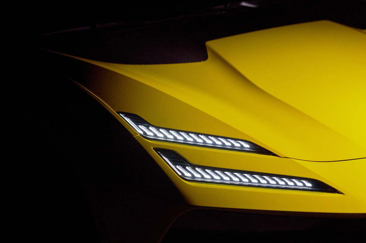 複数のL字で構成されるヘッドランプ。空力特性を変化させる「アクティブフロントグリル」とともに、フロントまわりの個性をアピールする。