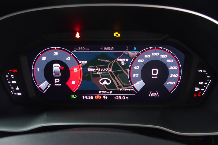 アウディQ3スポーツバック（メーターパネル）