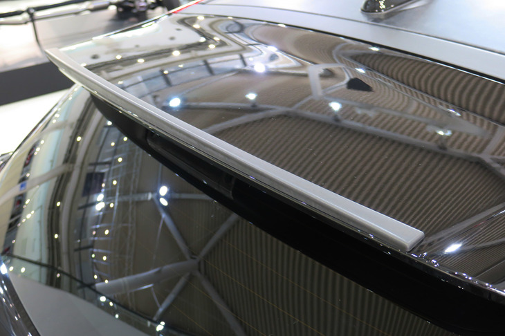 「トヨタGRヤリスRZ“ハイパフォーマンス”」の用品装着車（テールゲートスポイラー）