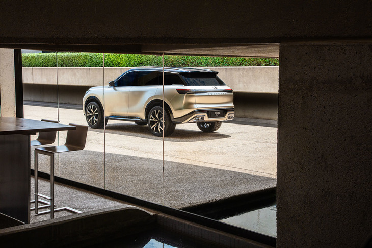 インフィニティQX60モノグラフ（エクステリア）