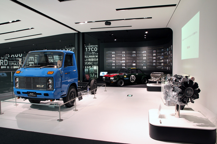 いすゞプラザの2Fにある企画展コーナー。