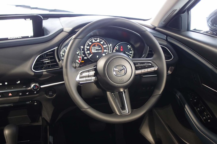 CX-30 20Sプロアクティブ（コックピット周辺部）