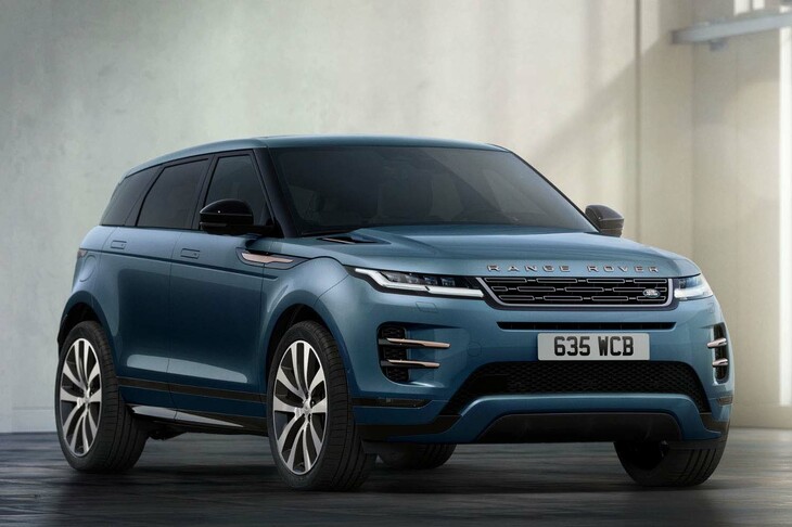 「レンジローバー」「ディフェンダー」「ディスカバリー」と3つのブランドを束ねるランドローバー。2023年は9000台以上という、過去最高のセールスを記録した。写真は「レンジローバー・イヴォーク」の最新2024年モデル。