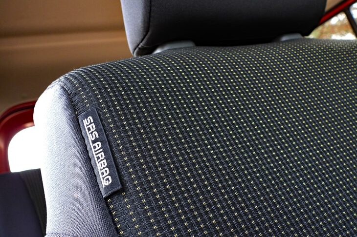 スズキ・ジムニー ノマド（フロントシート）