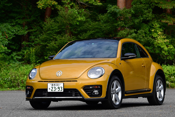 ボディーカラーは全8色。今回の試乗車はサンドストームイエローメタリック。