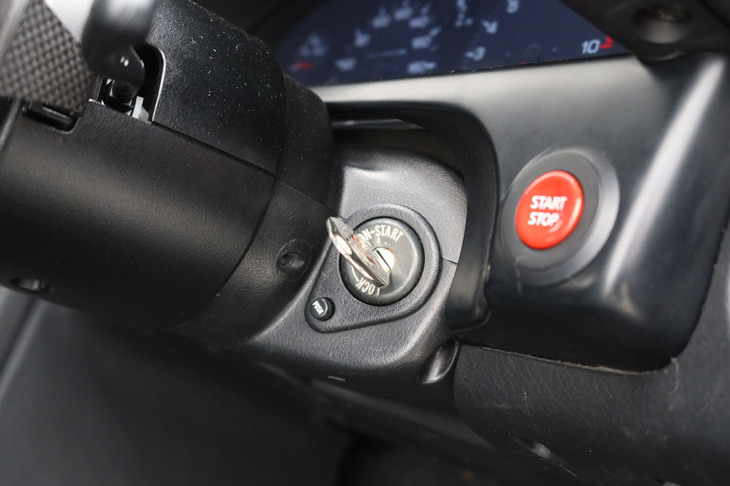 日産R32EV（始動スイッチ）